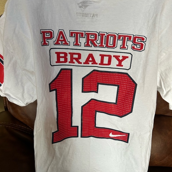 NFL NEW ENGLAND X-Large patriots / Brady T shirt - Picture 2 of 5